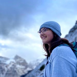 Meet your Posher, Kayla